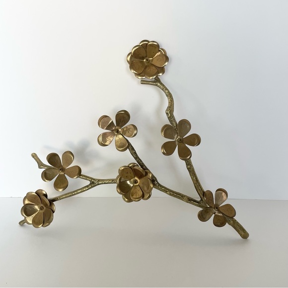 Vintage Other - Vintage brass flowers on a branch wall hanging